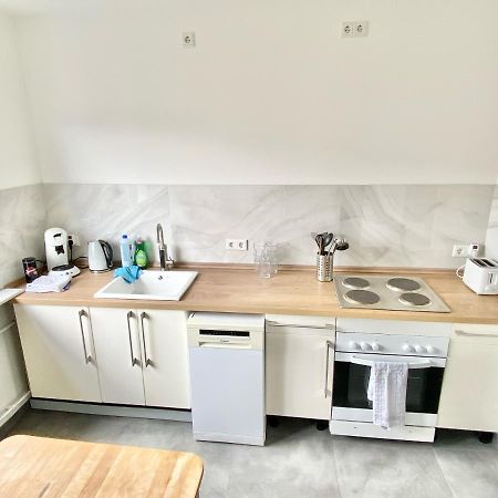 Zentral Gelegene 2 Zi. Wohnung Naehe Innenstadt/Hbf Wolfsburg Luaran gambar